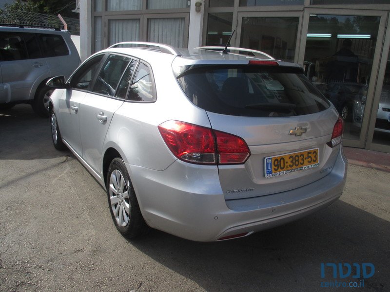 2013' Chevrolet Cruze photo #2