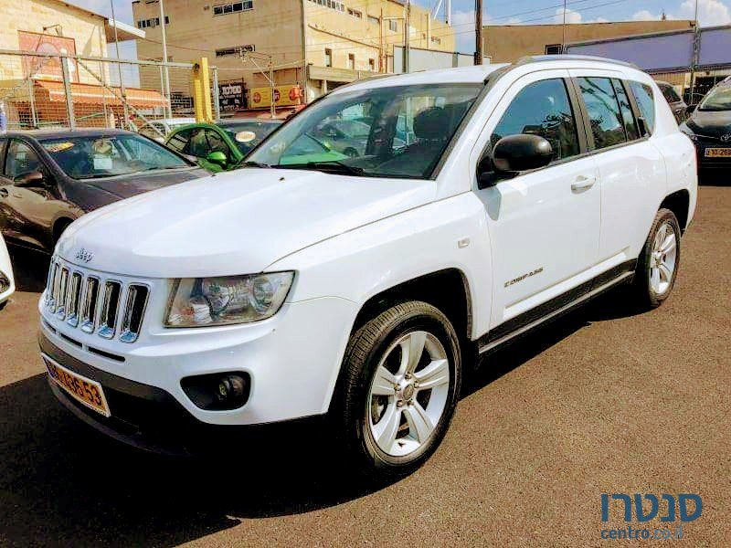 2013' Jeep Compass photo #1