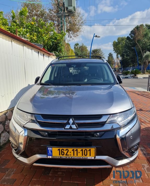 2017' Mitsubishi Outlander מיצובישי אאוטלנדר photo #5