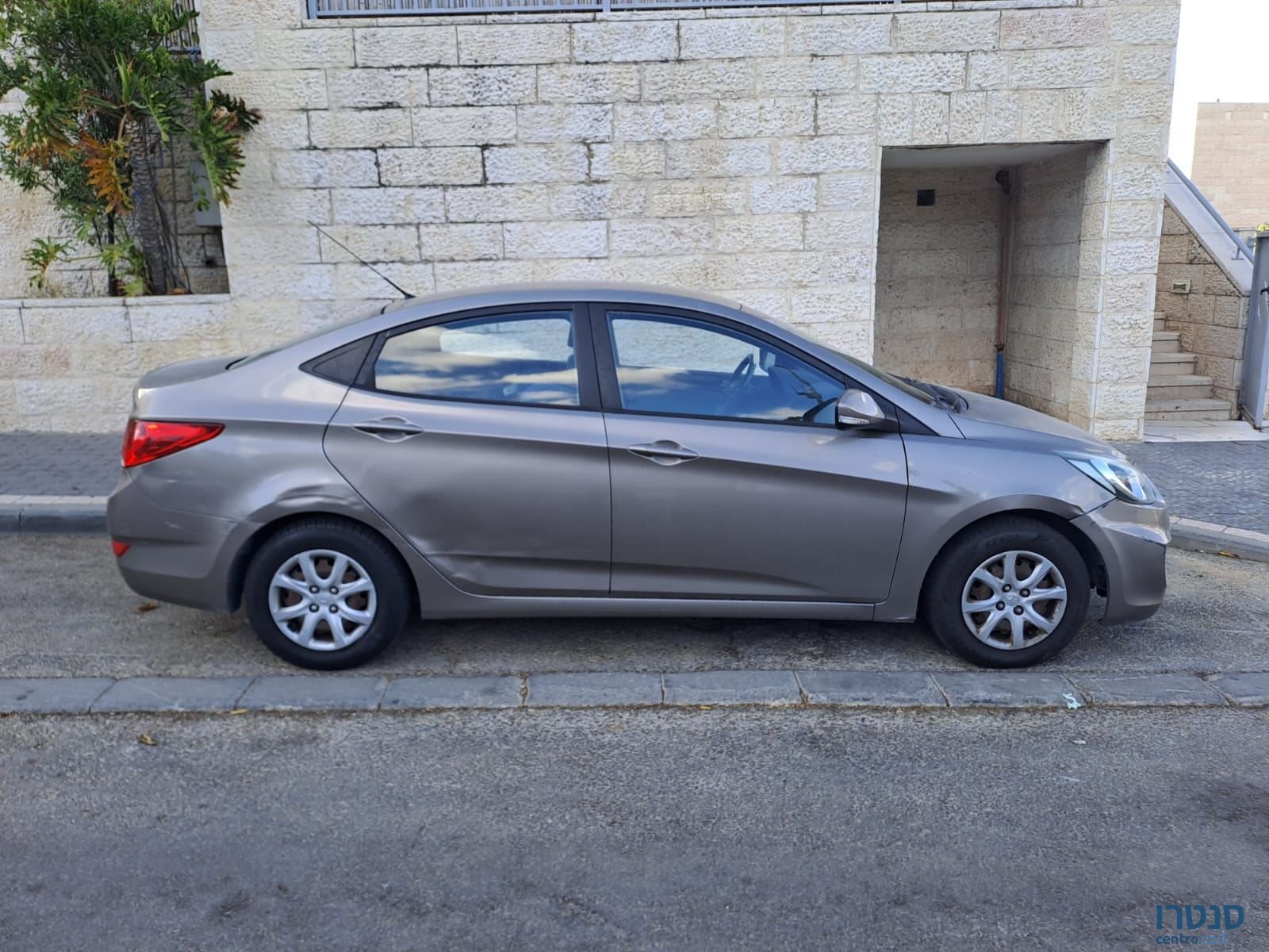2014' Hyundai i25 יונדאי photo #3