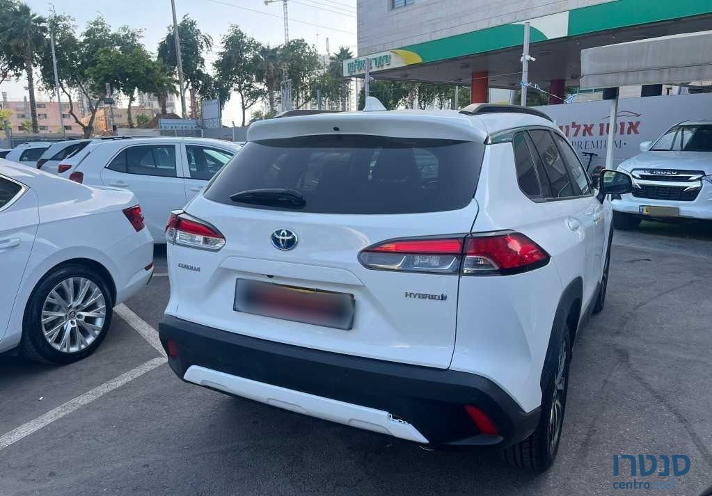 2023' Toyota Corolla טויוטה קורולה קרוס photo #3