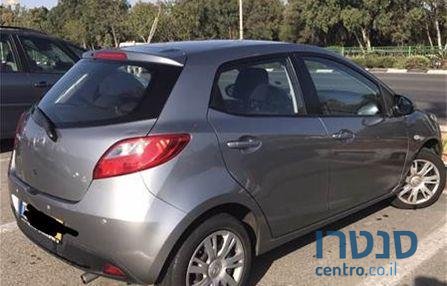 2014' Mazda 2 אקטיב דינמיק ‏1500 photo #1