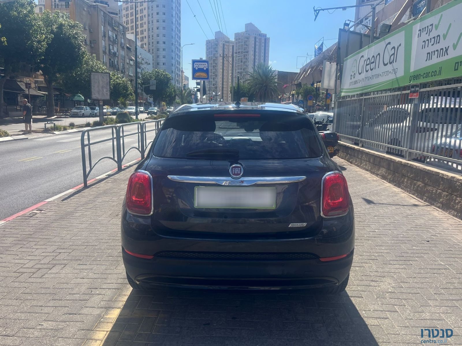 2017' Fiat 500X photo #4