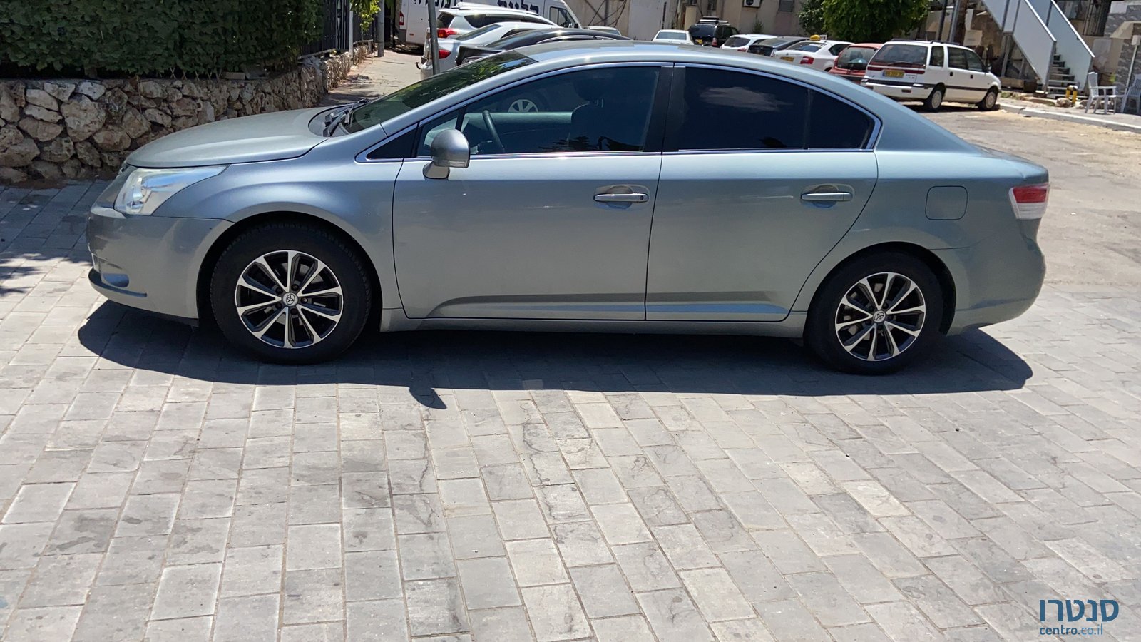 2011' Toyota Avensis טויוטה אונסיס photo #6