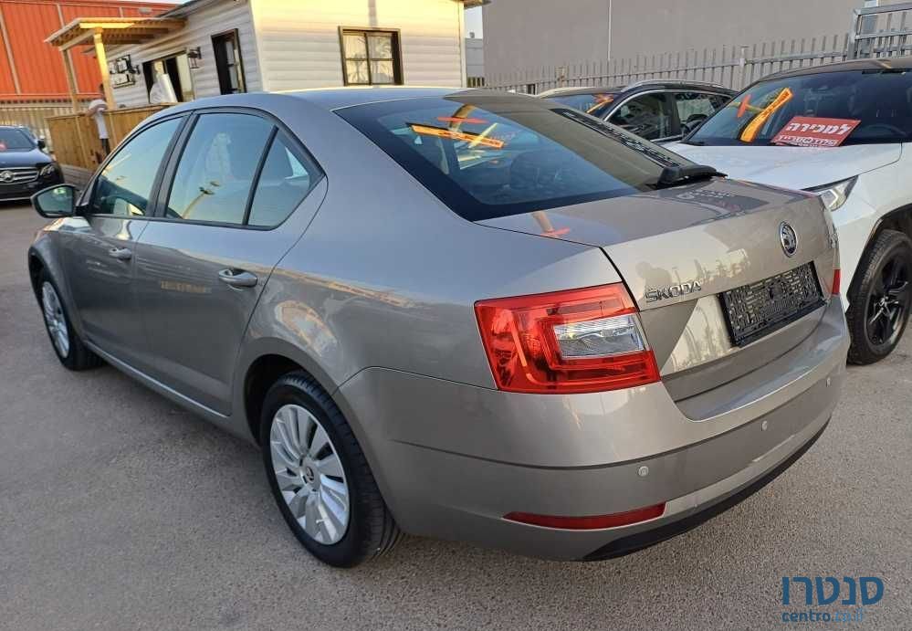 2019' Skoda Octavia סקודה אוקטביה photo #2