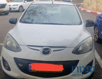 2011' Mazda 2 מאזדה 2 אקטיב photo #1