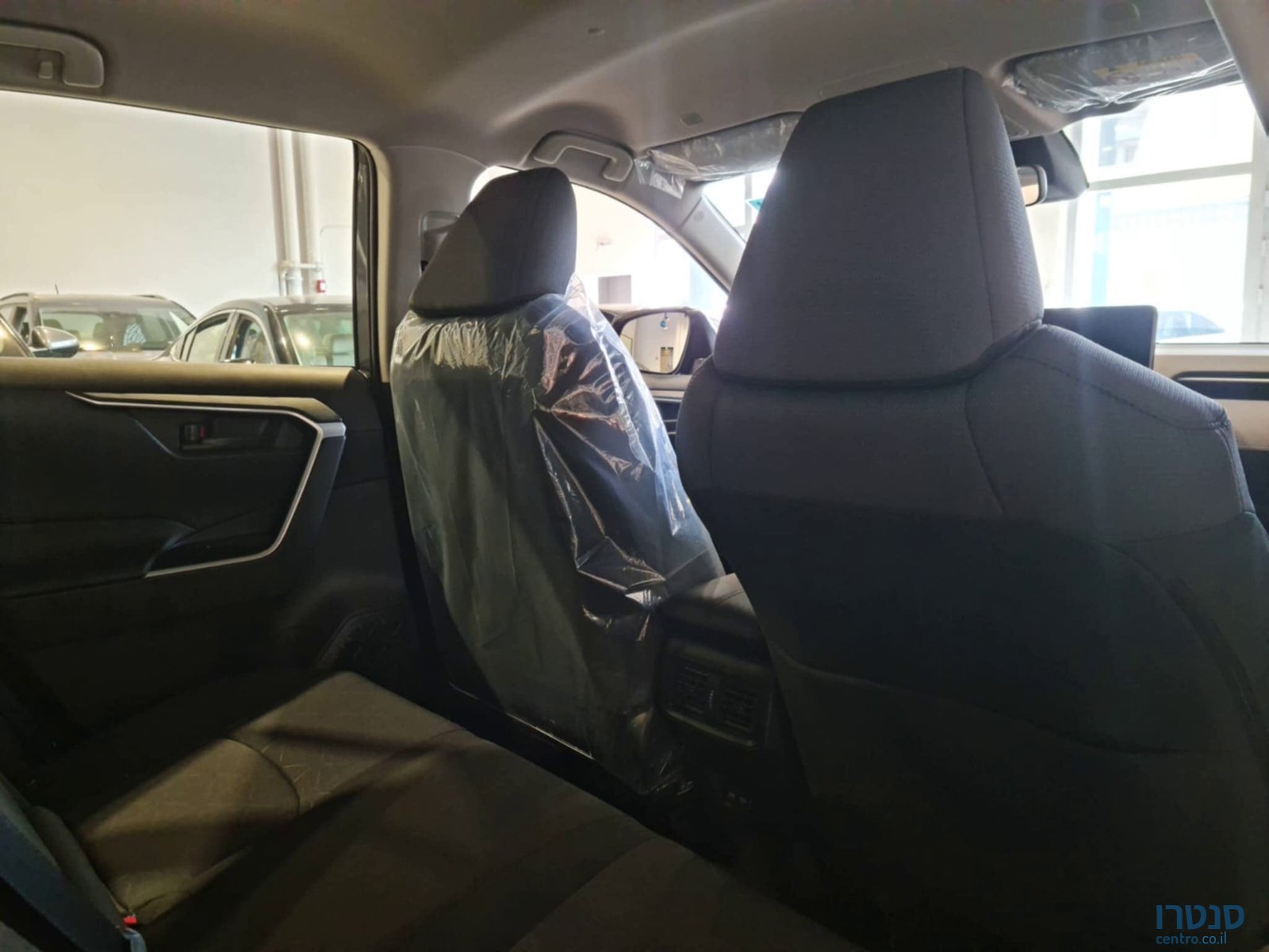 2025' Toyota RAV4 photo #6