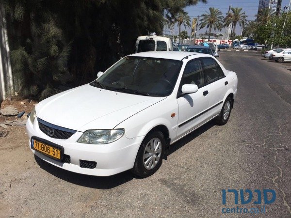 2004' Mazda 323 photo #2