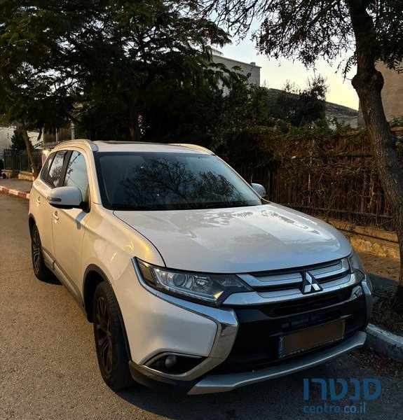 2018' Mitsubishi Outlander מיצובישי אאוטלנדר photo #3