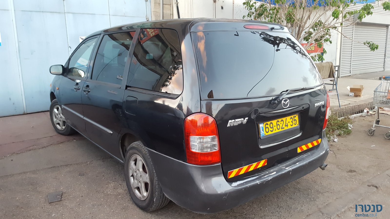 2002' Mazda MPV photo #7