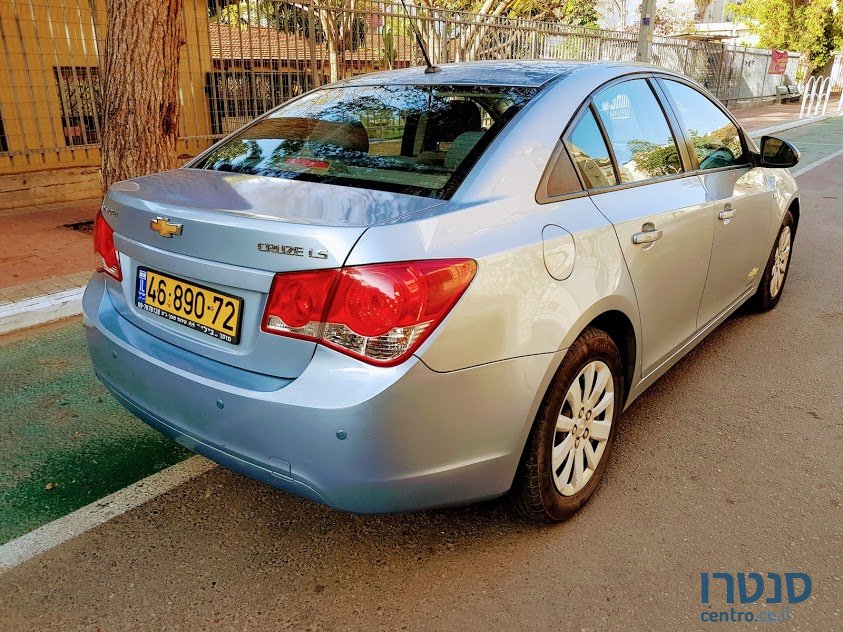 2013' Chevrolet Cruze photo #2
