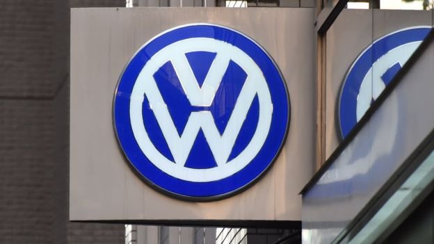 Volkswagen pleads guilty in emissions scandal, could pay $25B
