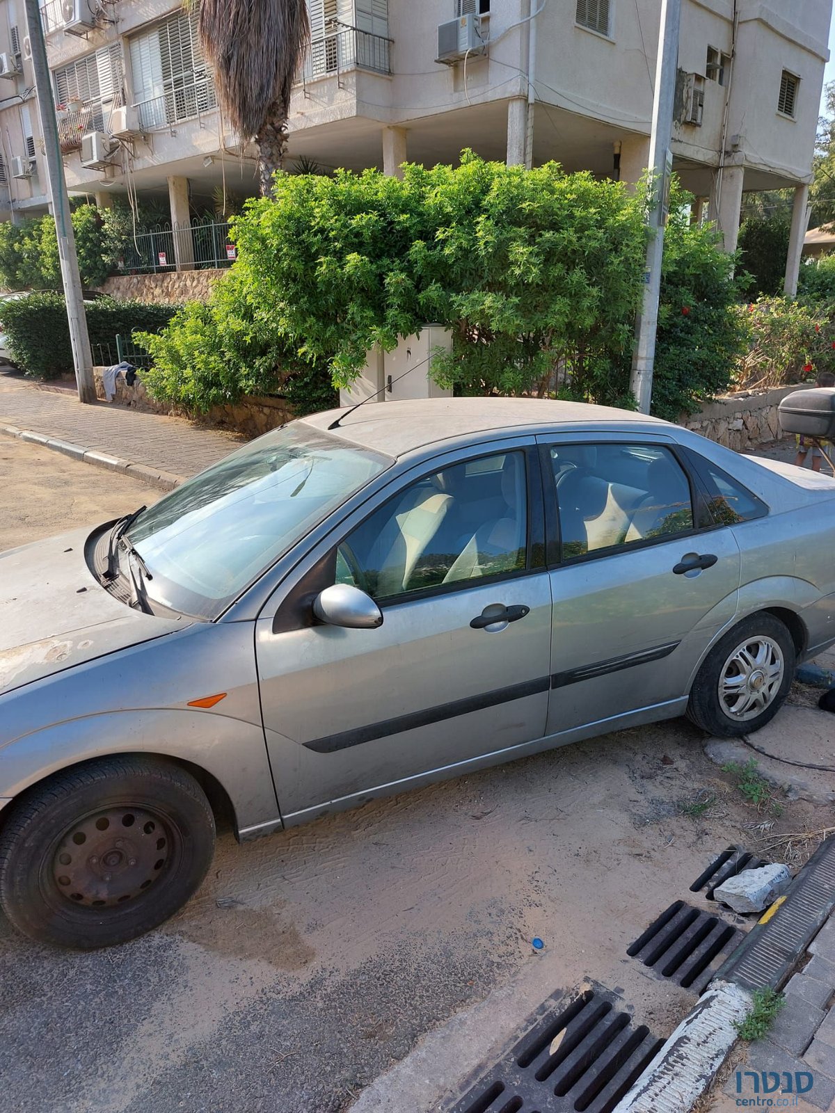 2004' Ford Focus פורד פוקוס photo #1