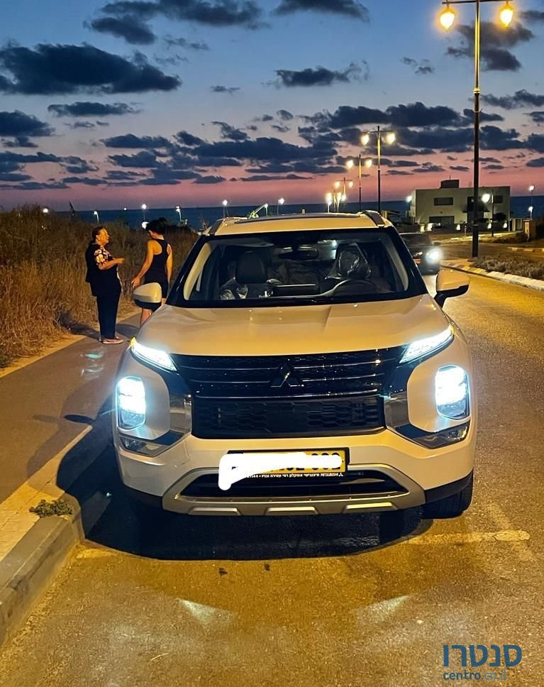2021' Mitsubishi Outlander מיצובישי אאוטלנדר photo #1