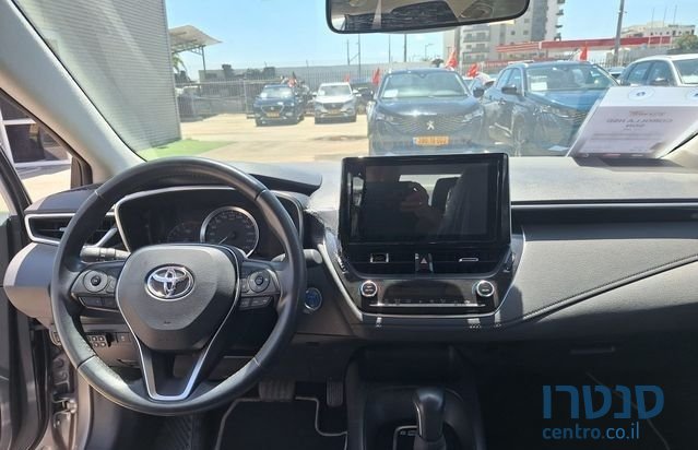 2022' Toyota Corolla טויוטה קורולה photo #3