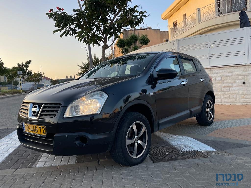 2010' Nissan Qashqai Visia photo #2