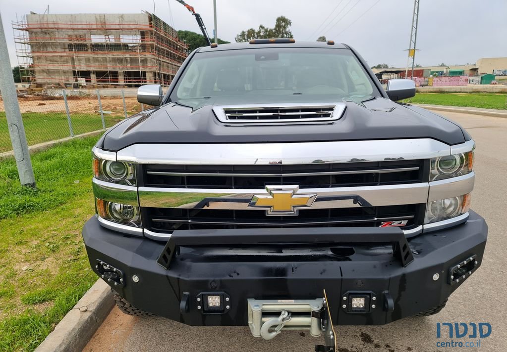 2018' Chevrolet Silerado שברולט סילברדו photo #3