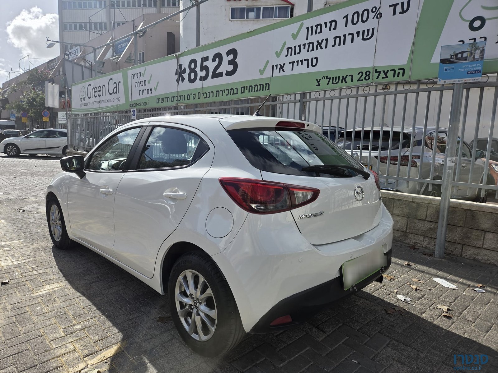 2018' Mazda 2 photo #5