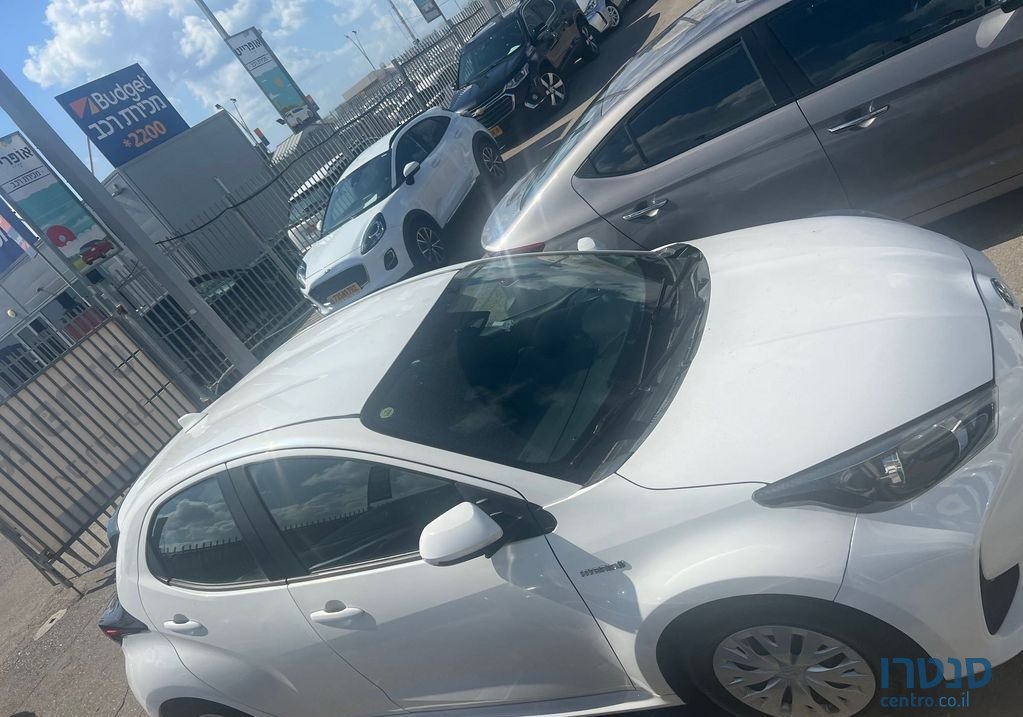 2021' Toyota Yaris טויוטה יאריס photo #3