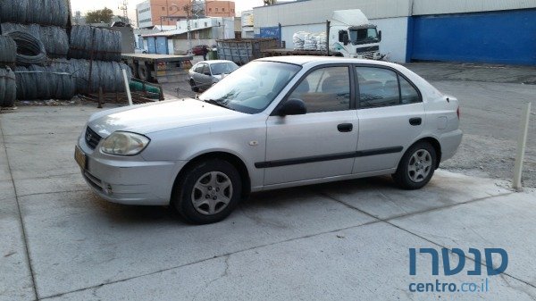 2003' Hyundai Accent photo #1