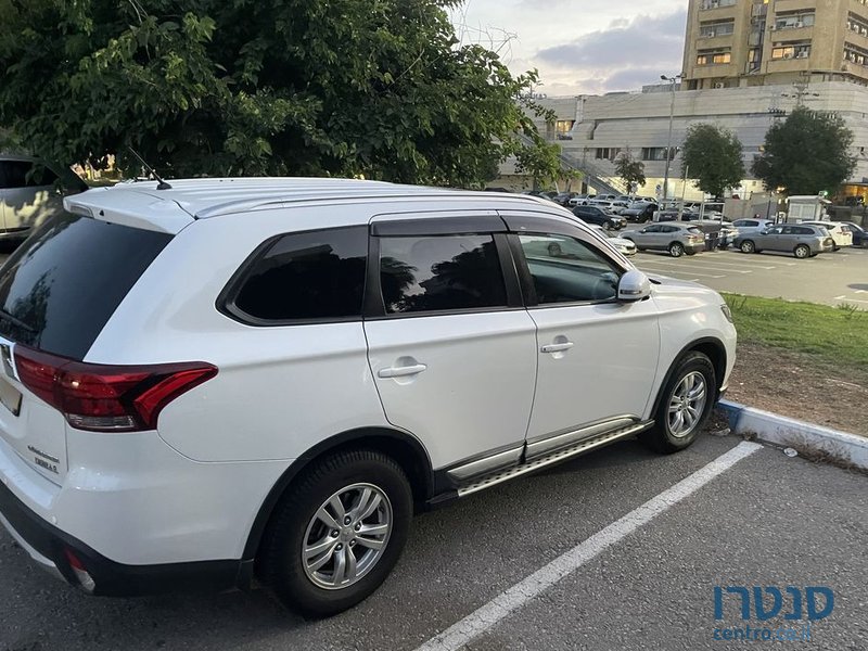 2016' Mitsubishi Outlander מיצובישי אאוטלנדר photo #2