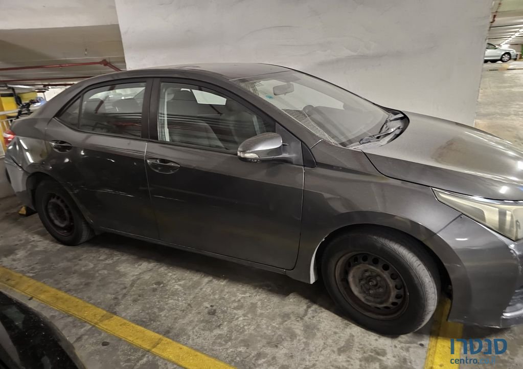 2013' Toyota Corolla טויוטה קורולה photo #3