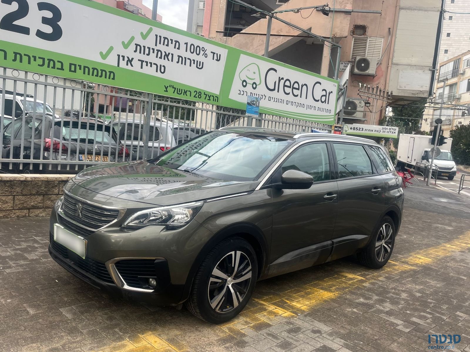 2020' Peugeot 5008 photo #1