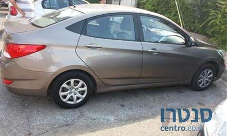 2013' Hyundai i25 i25 יונדאי photo #2