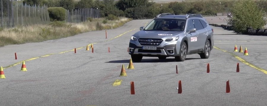 Watch How The Subaru Outback Handles The Moose Test