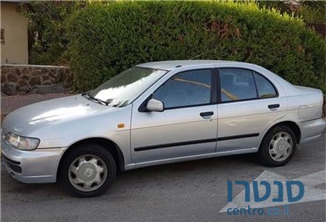 1997' Nissan Almera photo #2