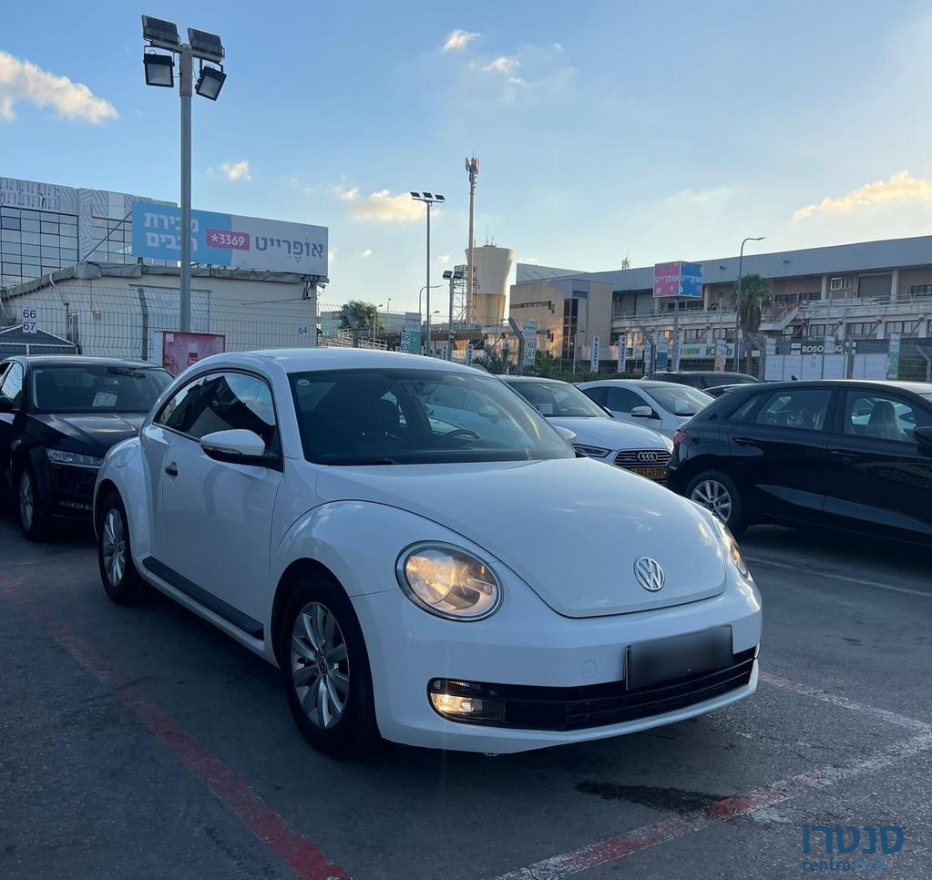 2015' Volkswagen New Beetle פולקסווגן חיפושית החדשה photo #4