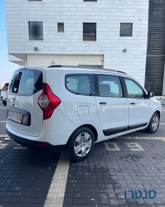 2019' Dacia Lodgy דאצ'יה לודג'י photo #3