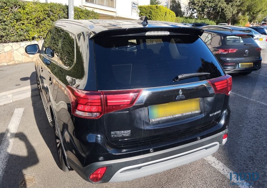 2019' Mitsubishi Outlander מיצובישי אאוטלנדר photo #3