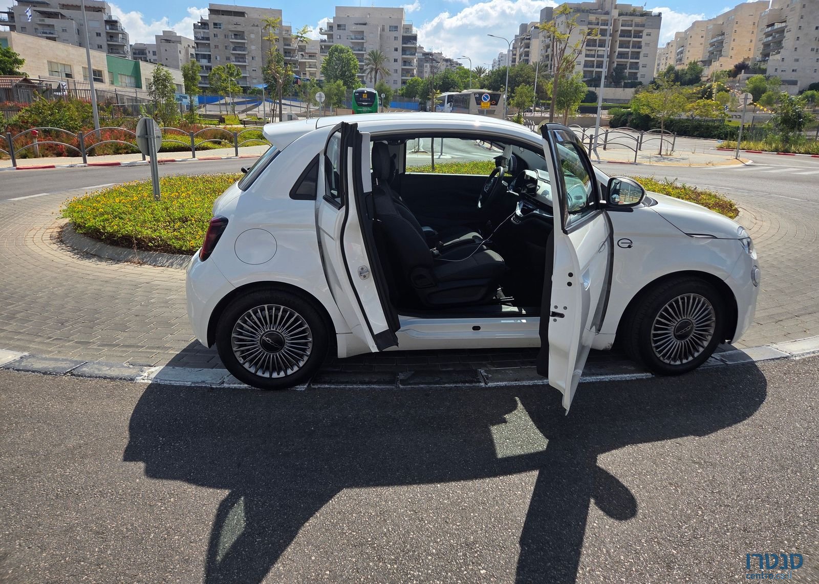 2024' Fiat 500 פיאט photo #2