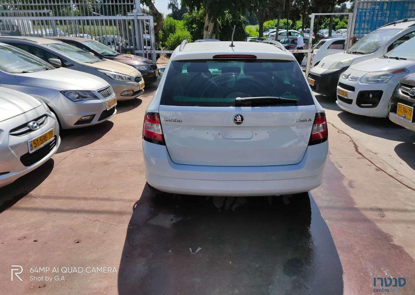 2016' Skoda Fabia סקודה פאביה photo #4