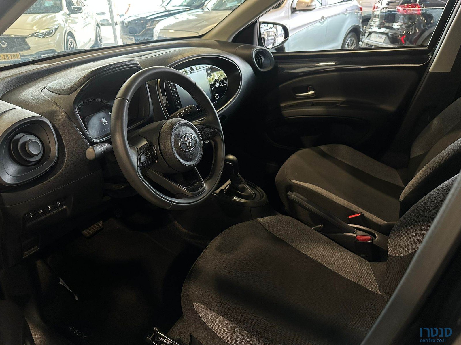 2022' Toyota Aygo photo #5