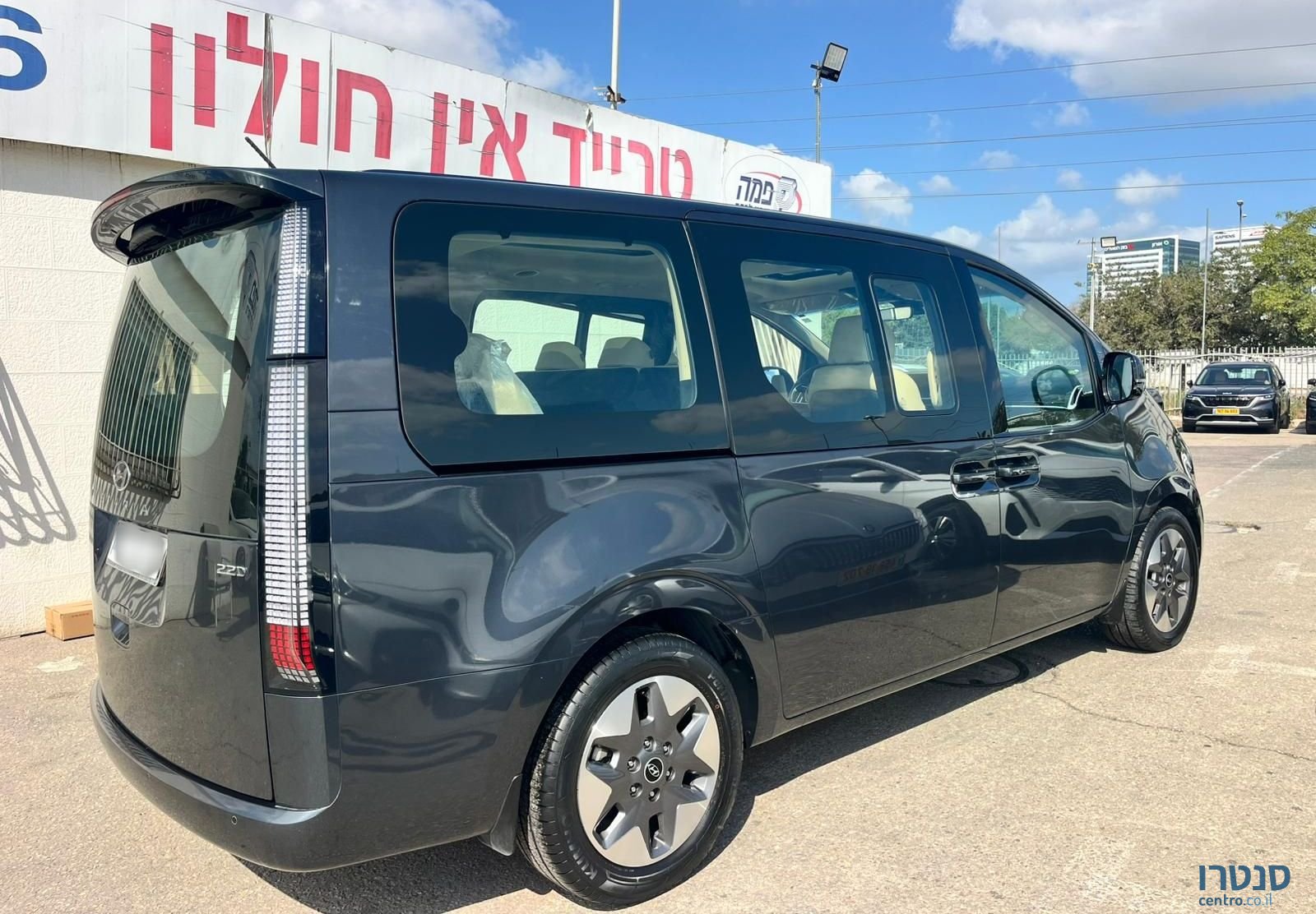 2023' Hyundai Staria יונדאי סטאריה photo #3