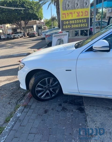 2019' Mercedes-Benz E-Class מרצדס photo #2