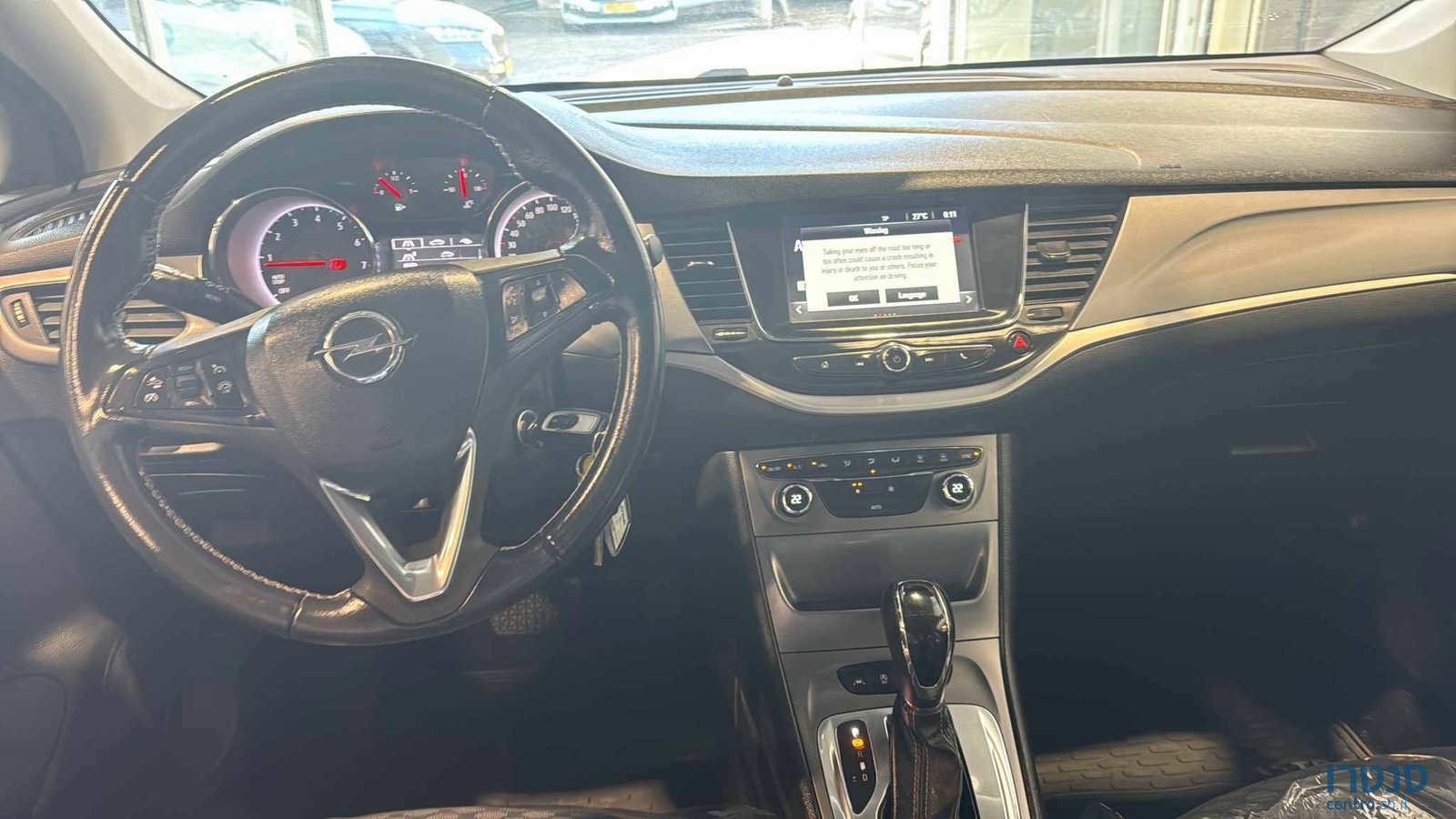 2018' Opel Astra photo #5