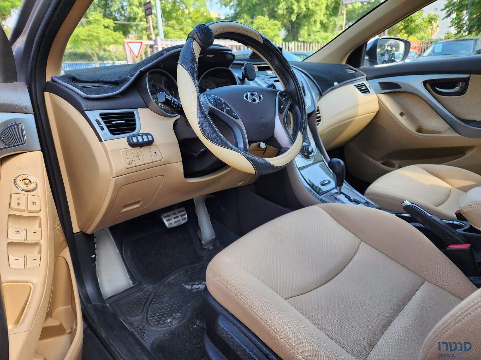 2013' Hyundai i35 photo #5