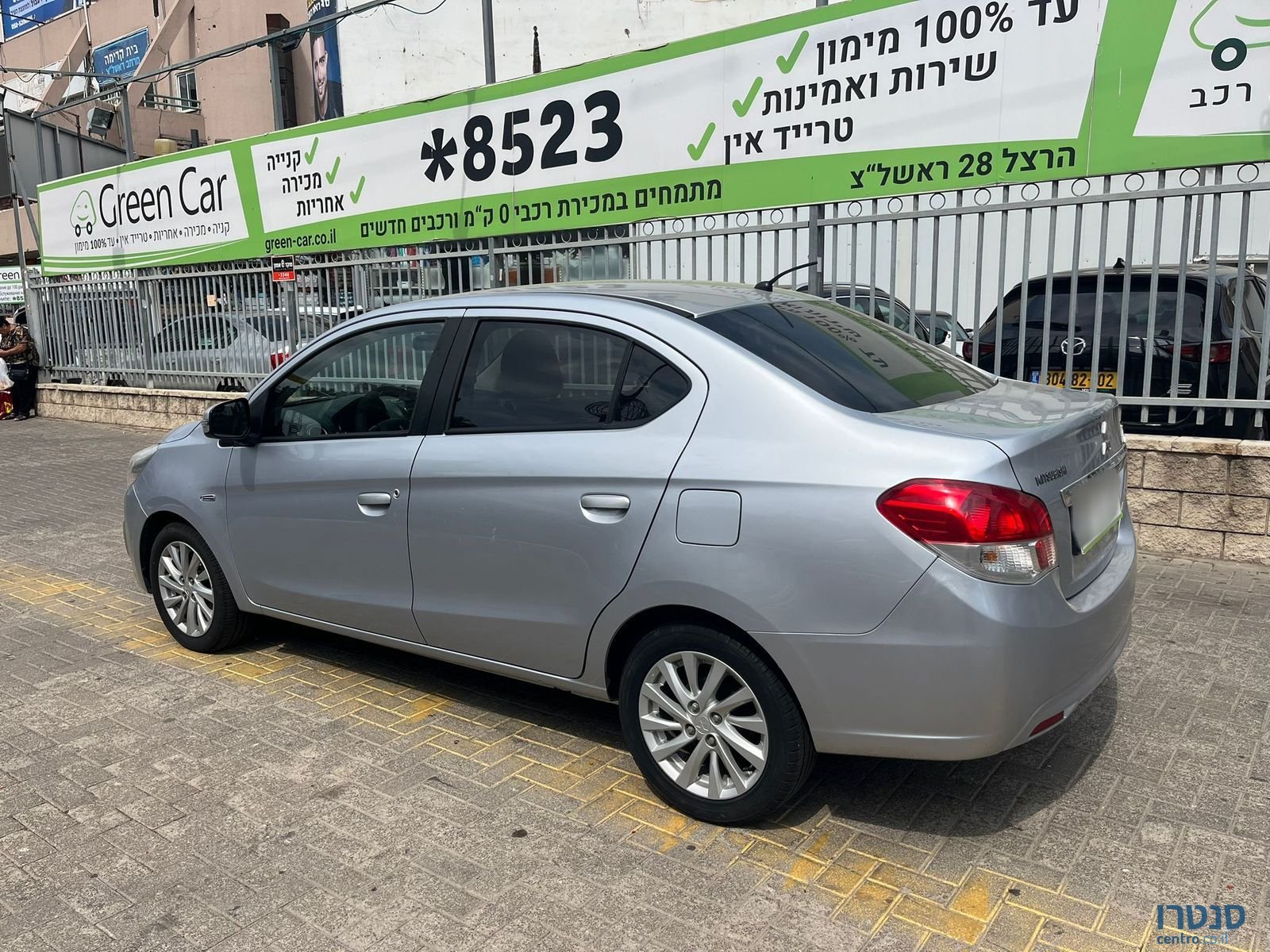 2015' Mitsubishi Attrage photo #5