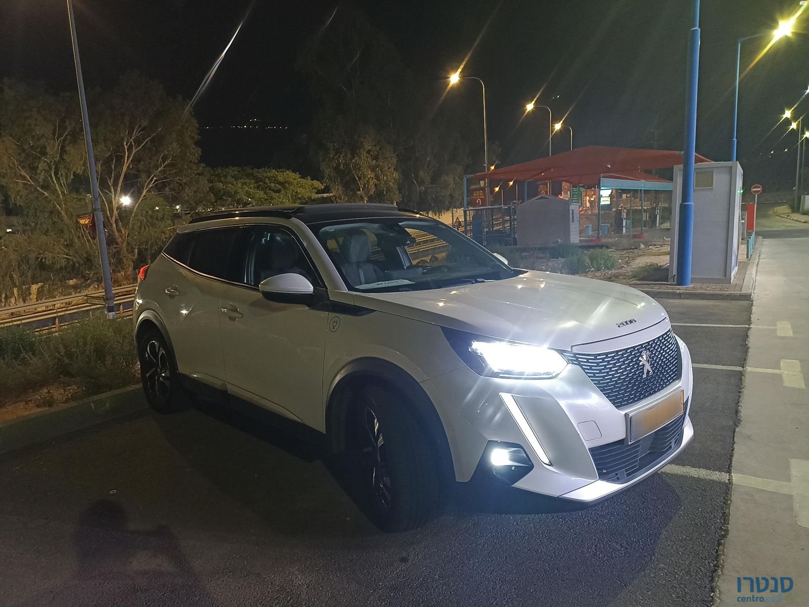 2021' Peugeot 2008 פיג'ו photo #1