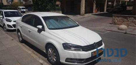2015' Volkswagen Passat photo #3