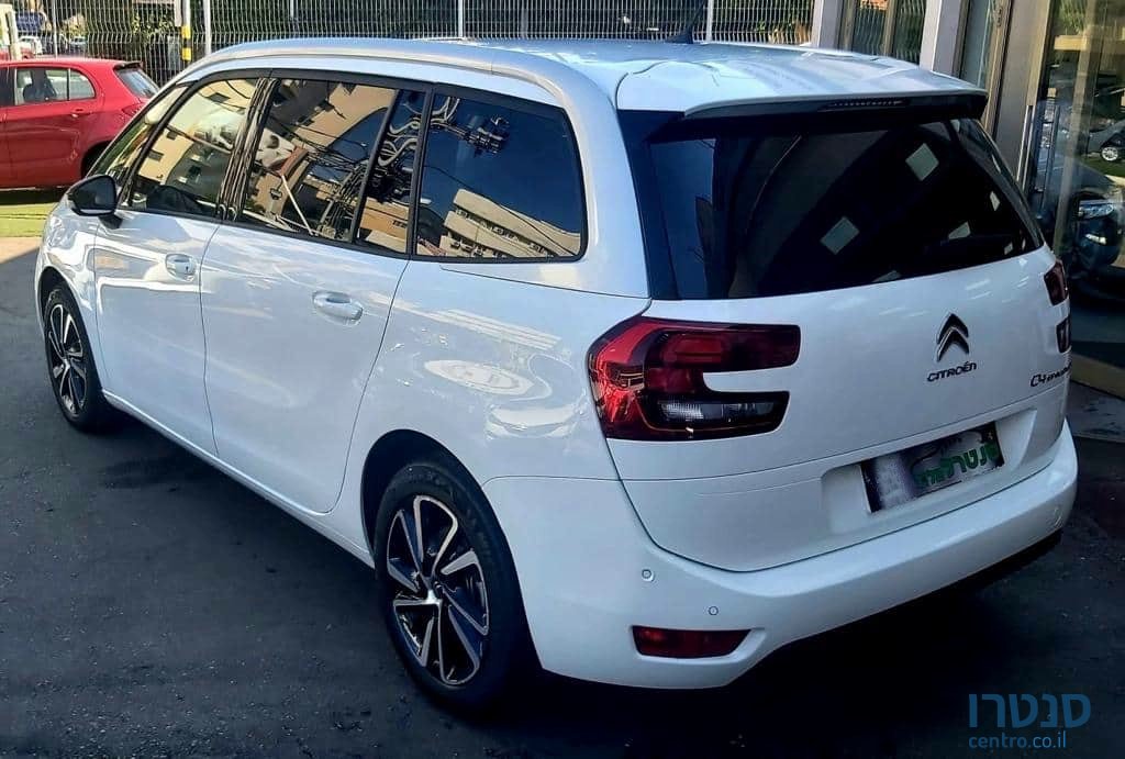 2022' Citroen C4 SpaceTourer photo #2