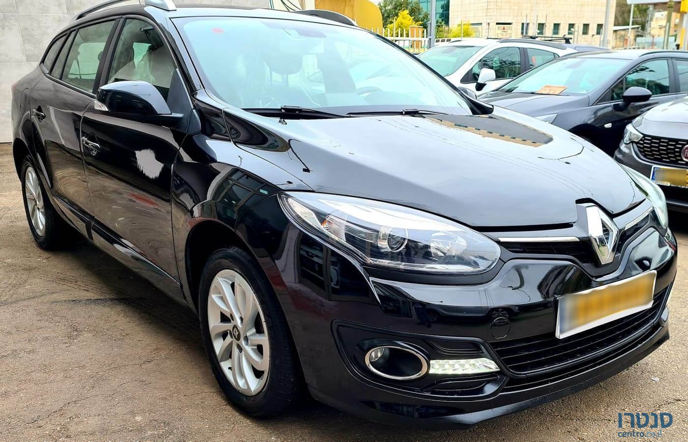 2017' Renault Megane photo #2