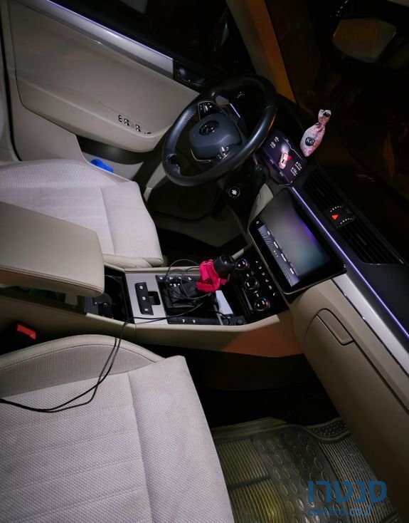 2021' Skoda Superb סקודה סופרב photo #3