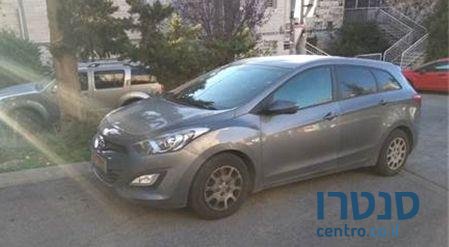 2013' Hyundai I30Cw i30 CW יונדאי photo #1