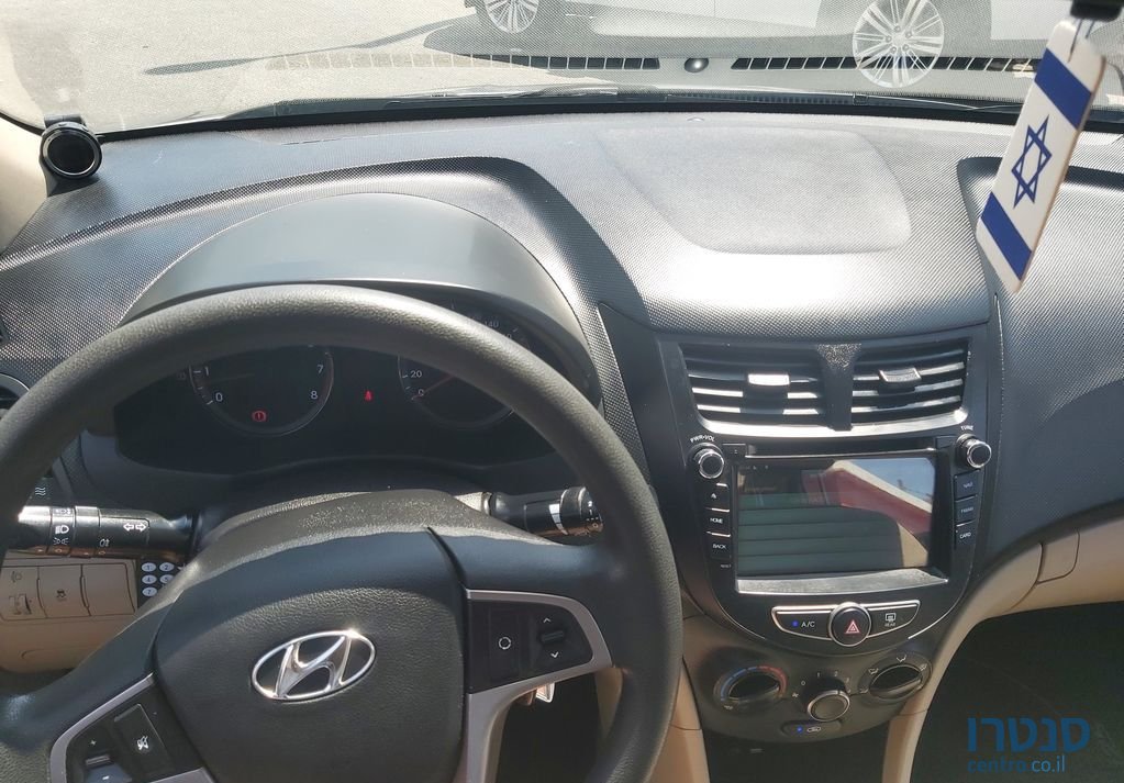 2017' Hyundai i25 יונדאי photo #3
