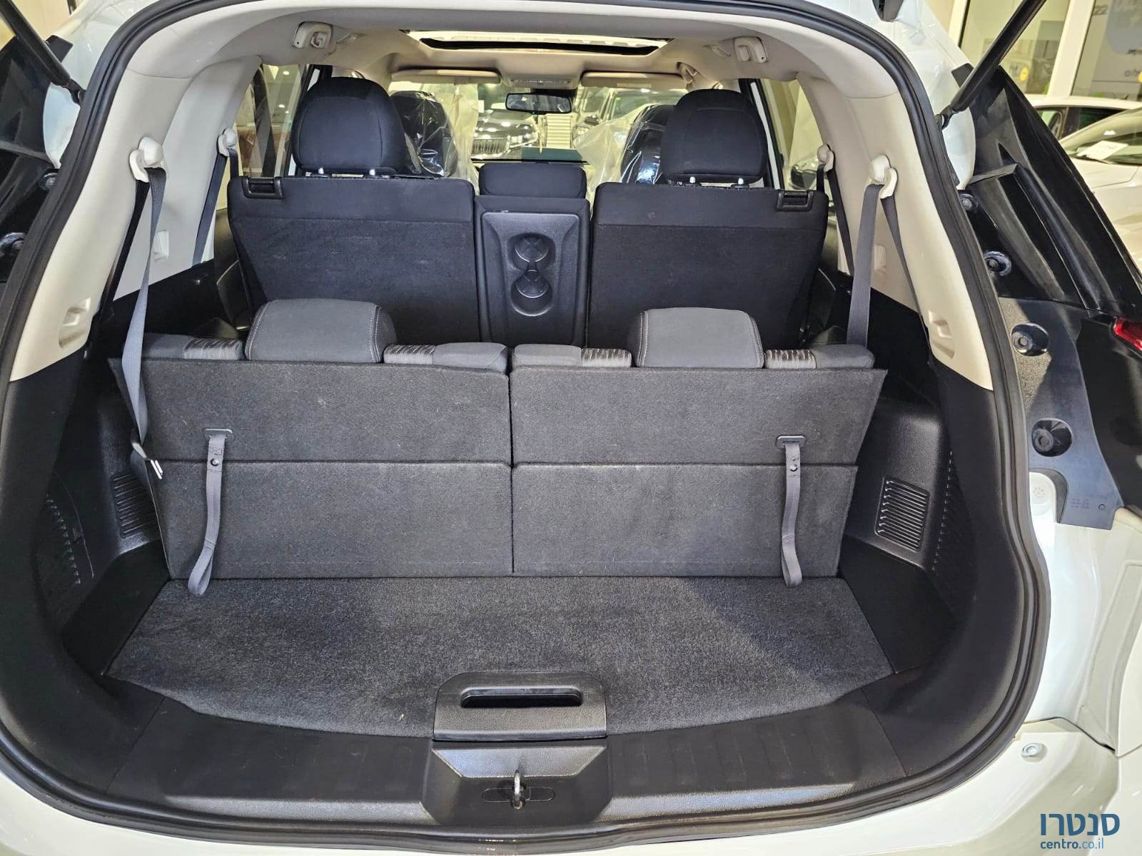 2019' Nissan X-Trail photo #7