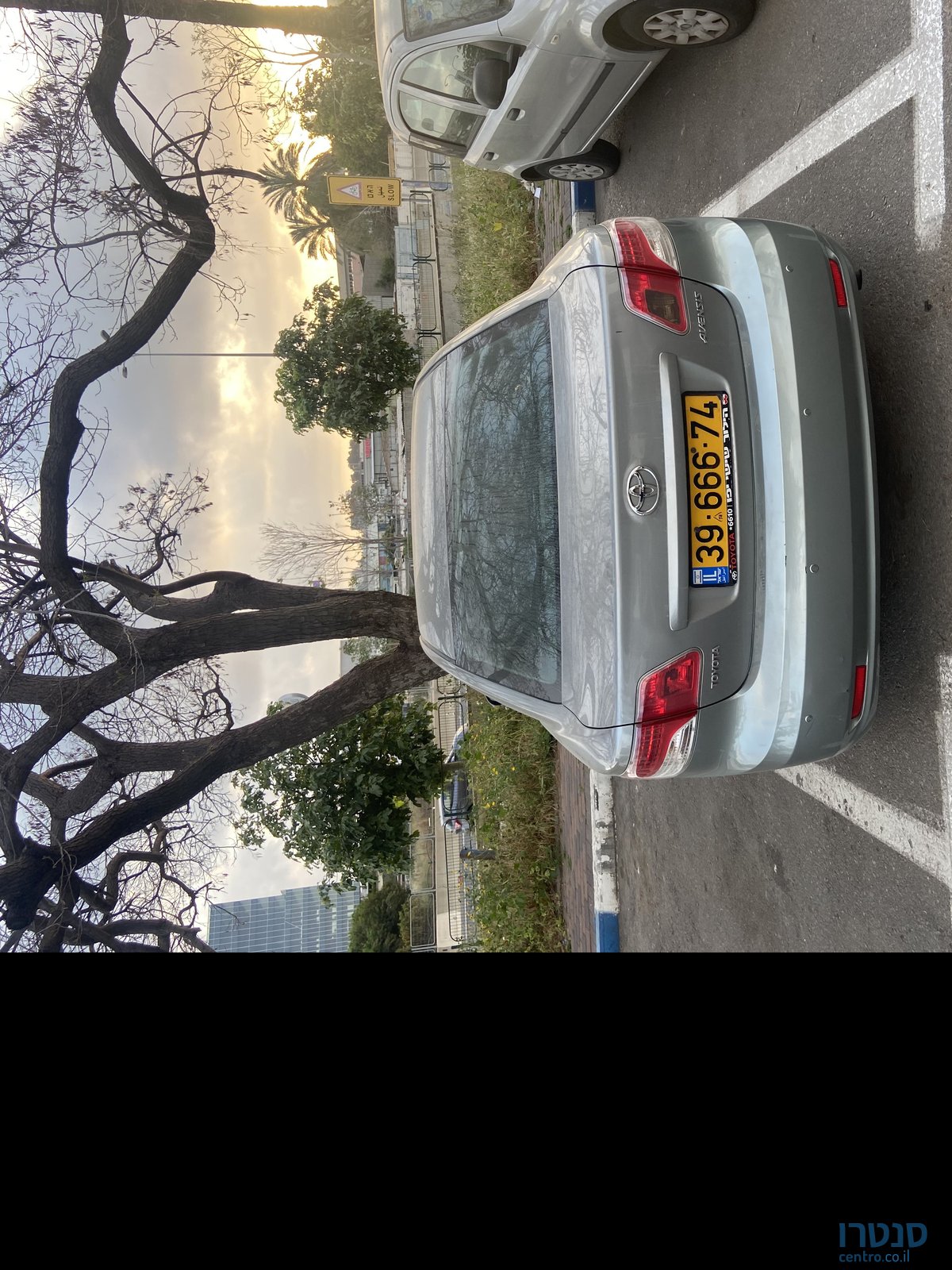 2011' Toyota Avensis טויוטה אונסיס photo #3